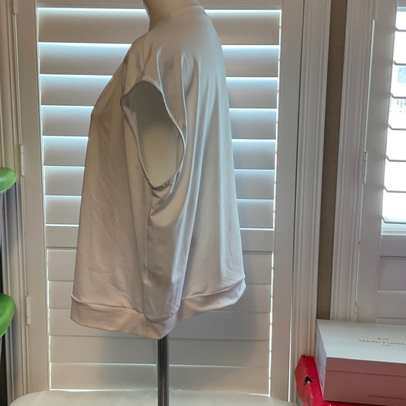 SHEIN White Blouse with Blue Heart Design - Picture 4 of 7